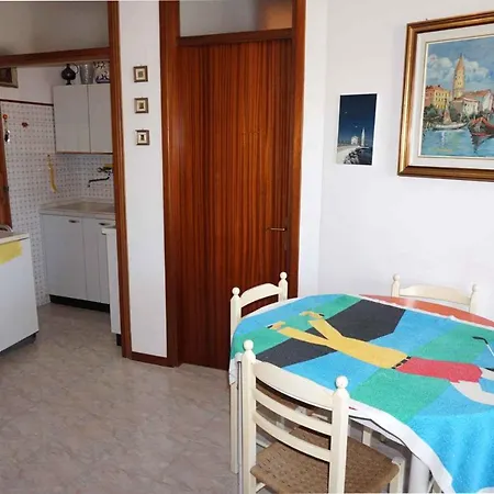 In 43488 Apartment *